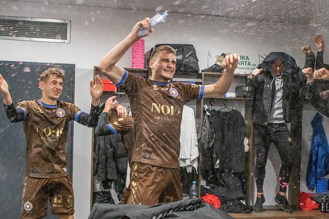 援雷馮特 援雷馮特